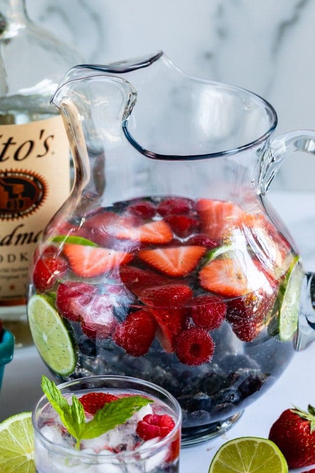 Skinny Vodka Party Punch