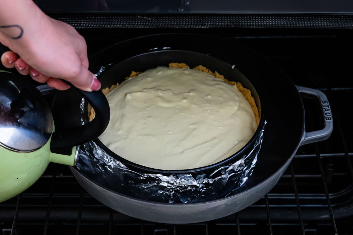 How to make a Cheesecake Water Bath
