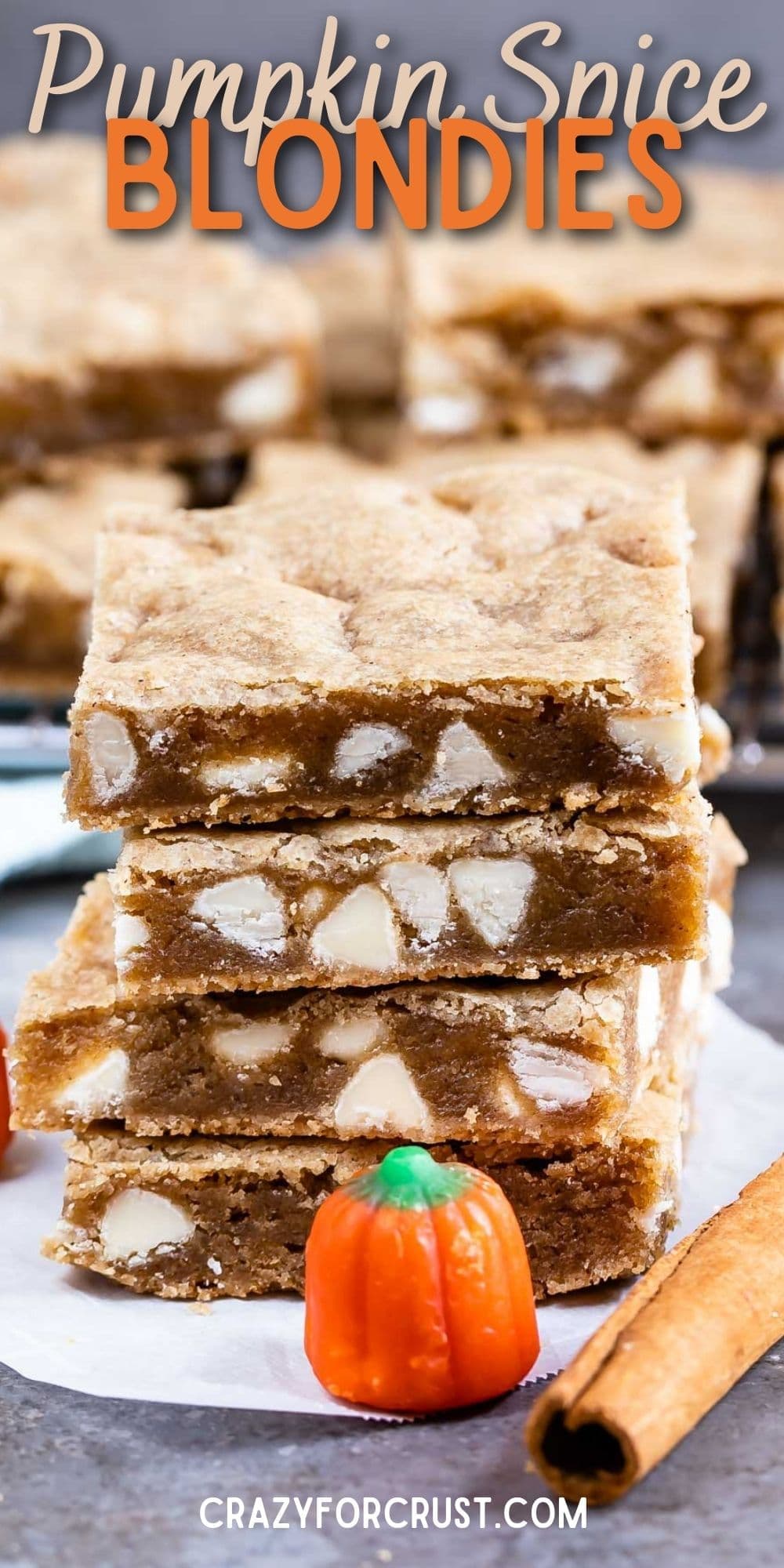 Pumpkin Spice Blondies