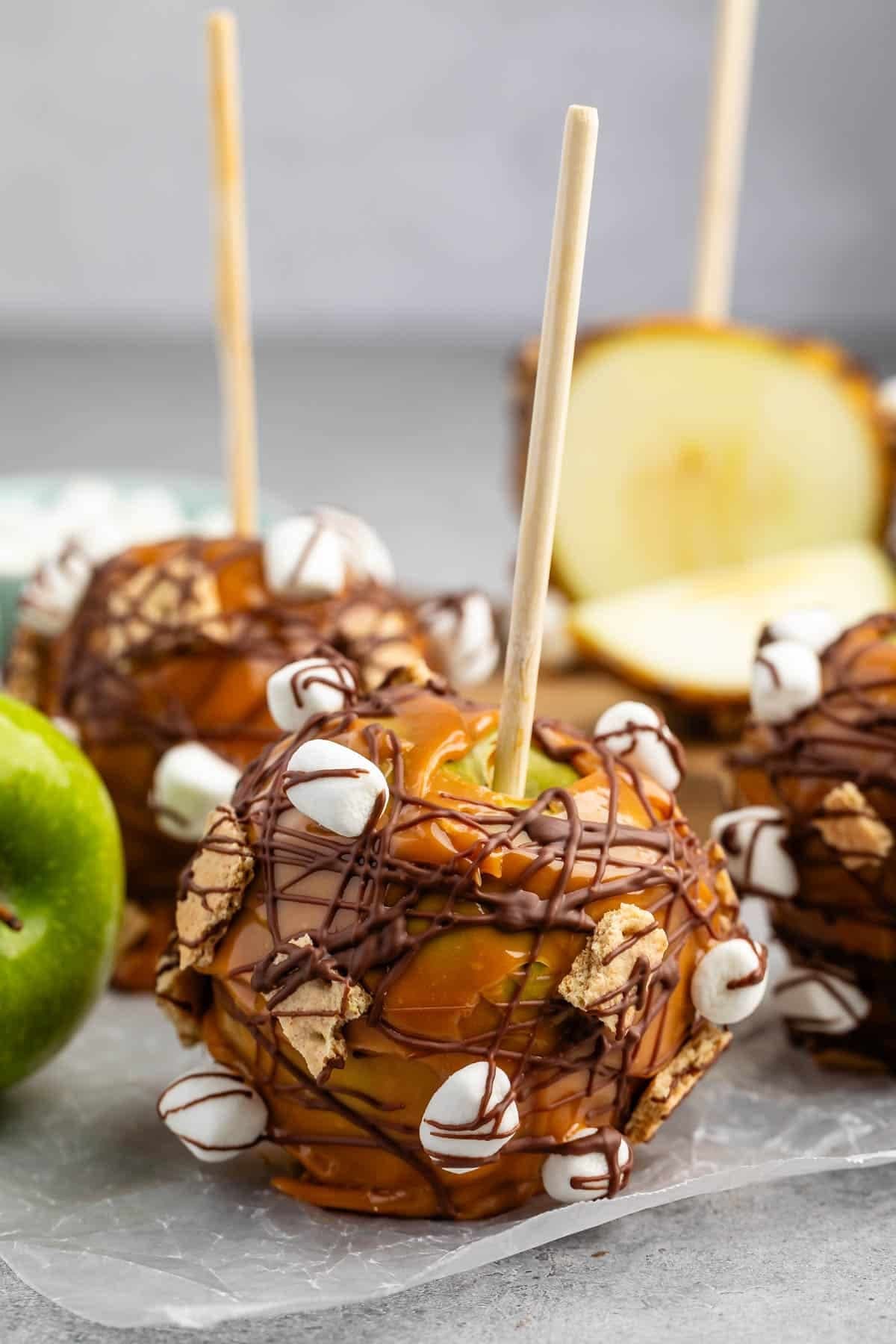 S’more Caramel Apples