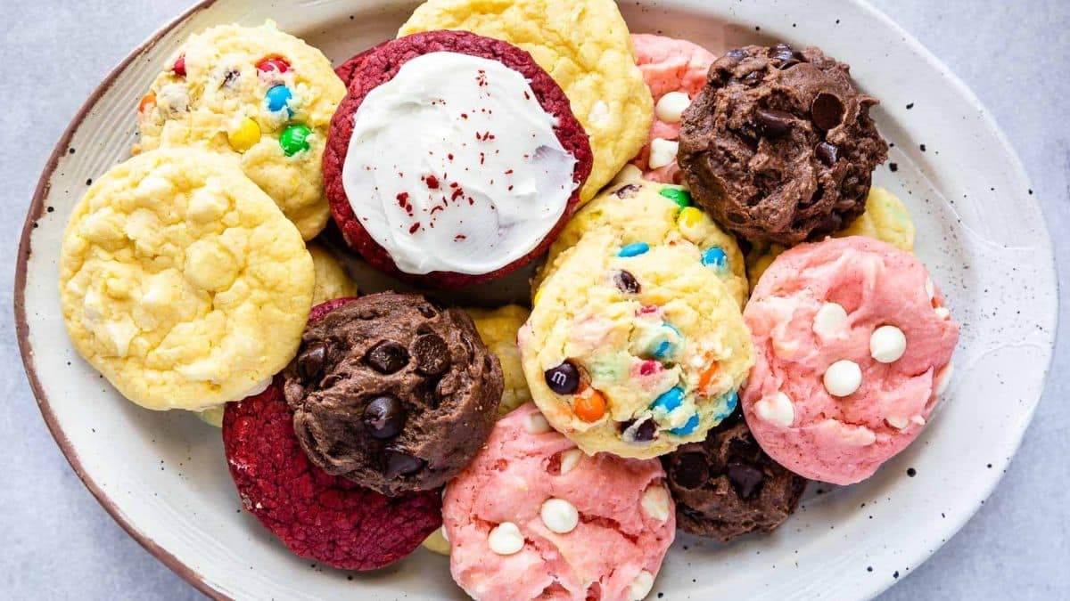 Easiest Cake Mix Cookies Recipe