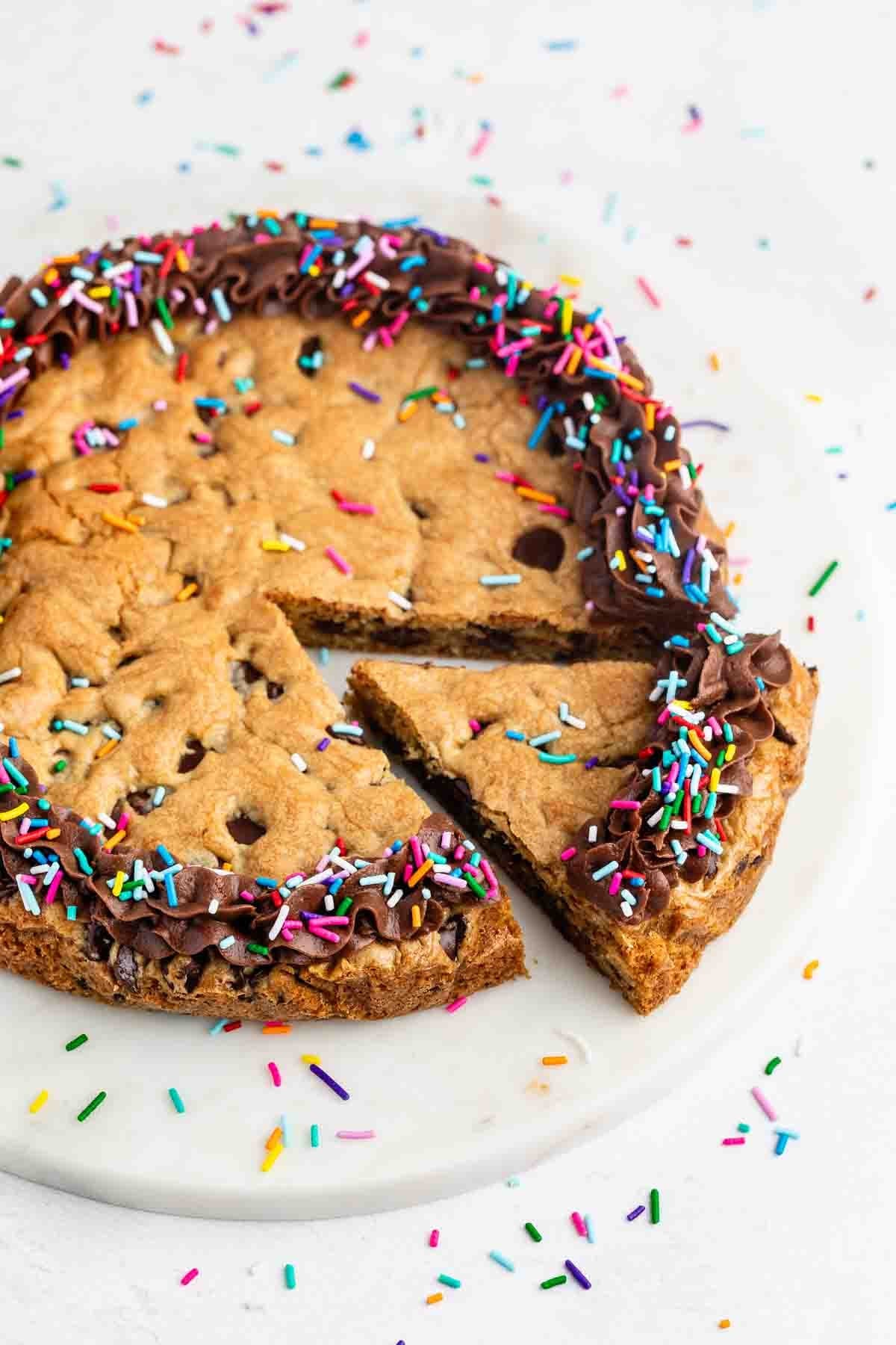 Chocolate Chip Cookie Cake Recipe