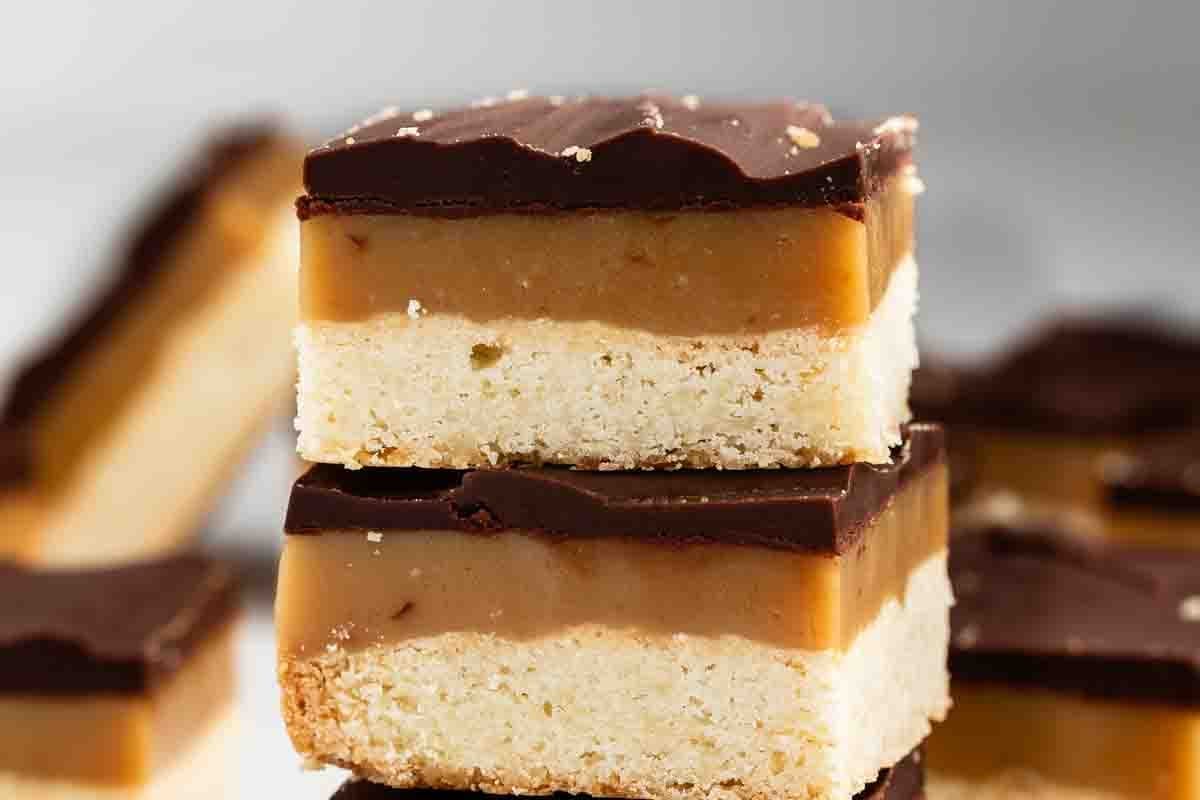 Millionaire's Shortbread Bars Recipe