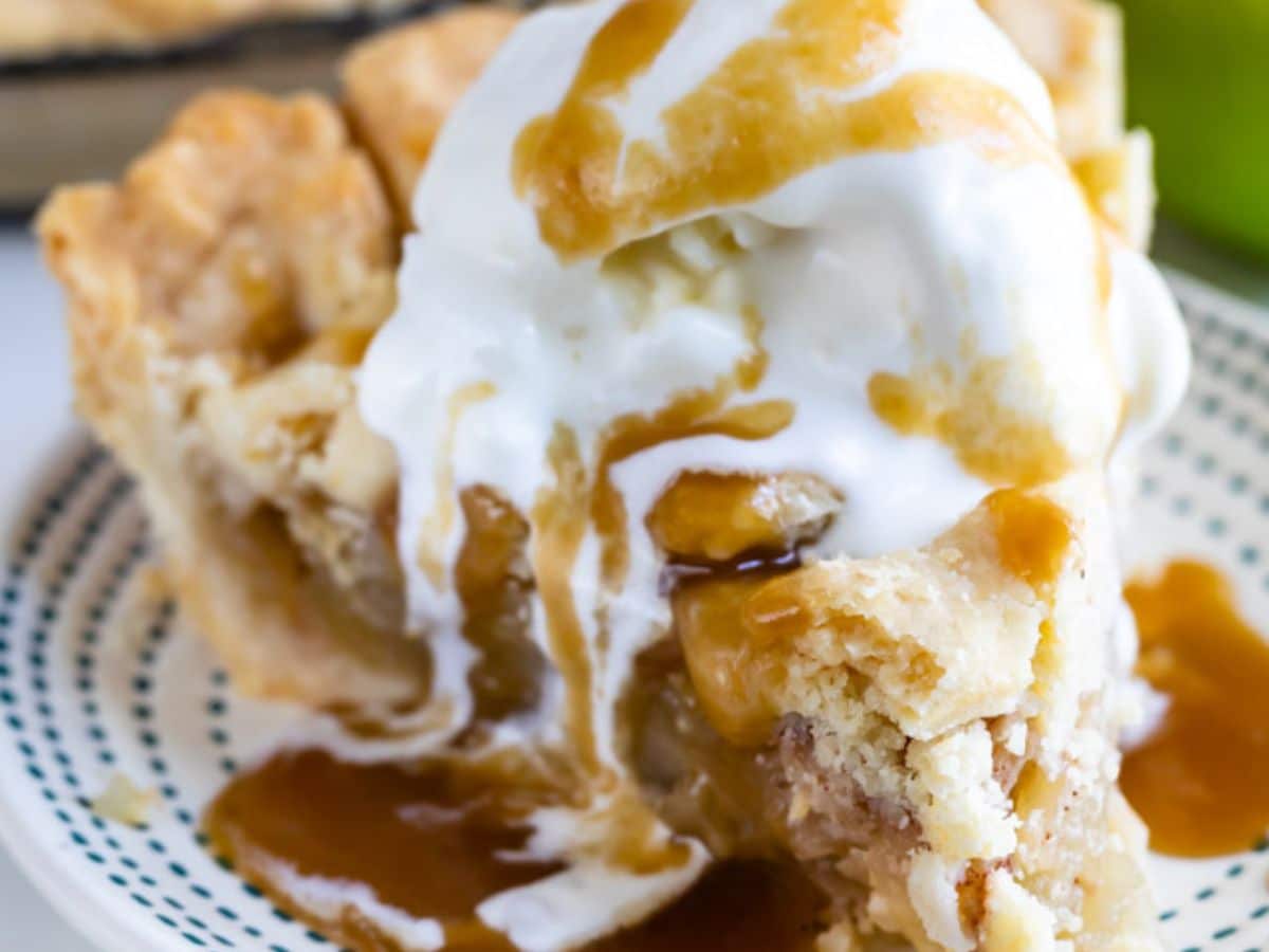 Salted Caramel Apple Pie Recipe