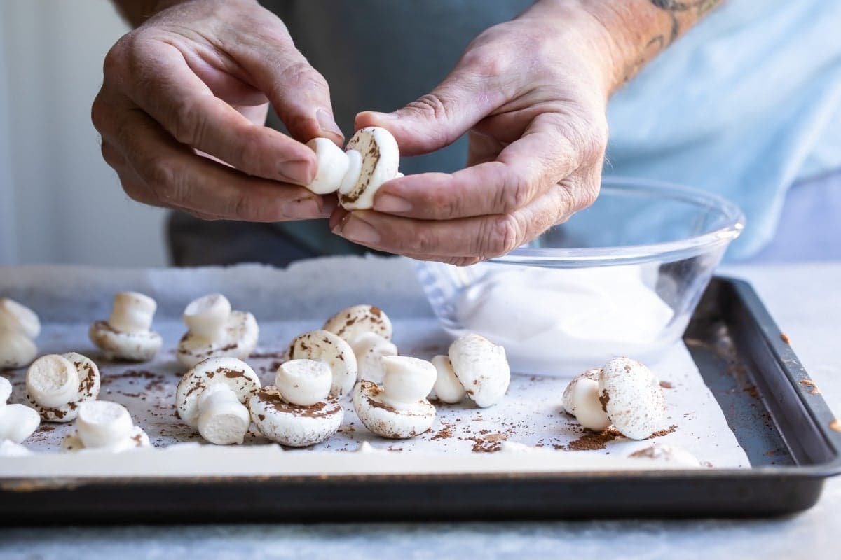 Meringue Mushrooms