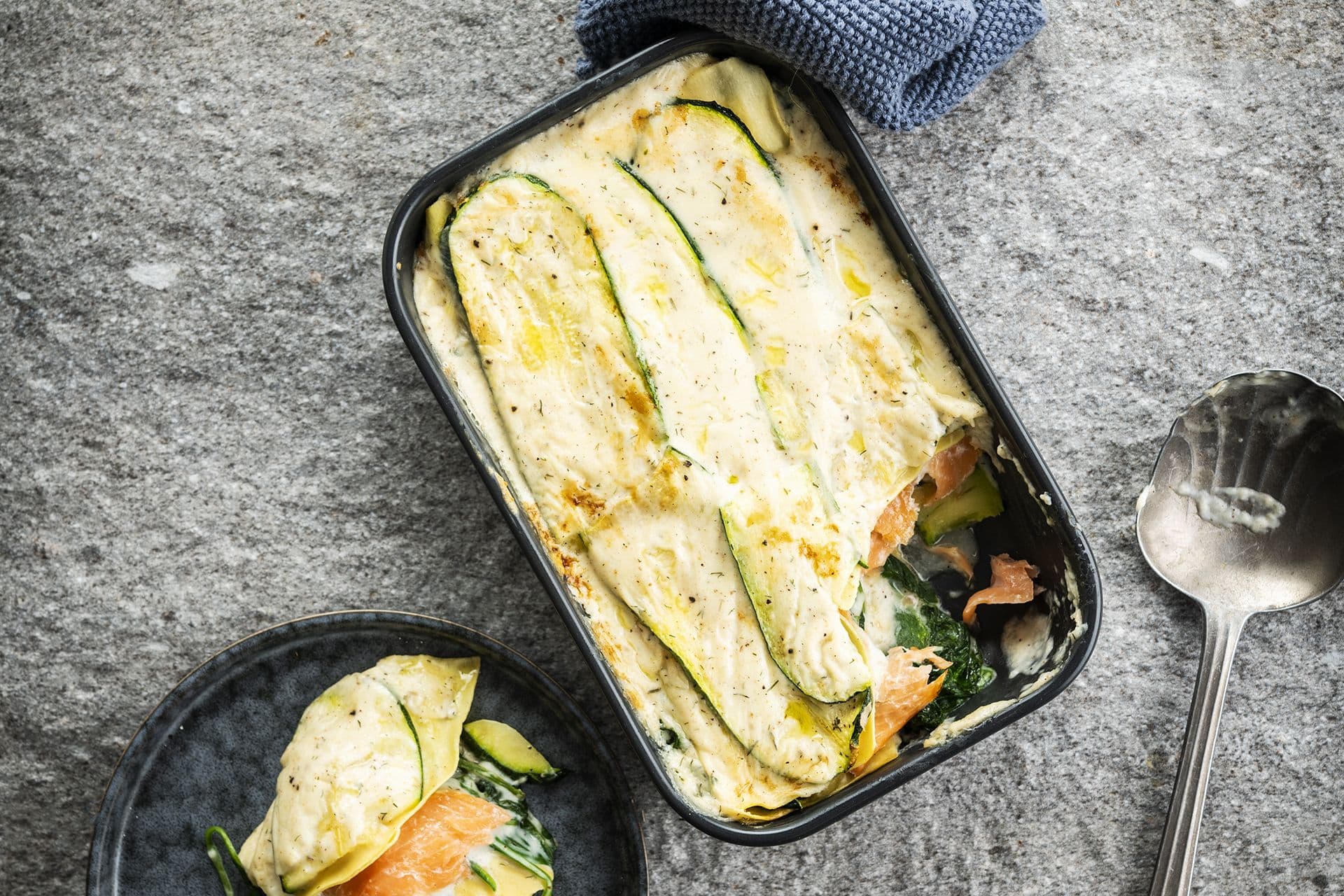Lasagne met gerookte zalm en courgette
